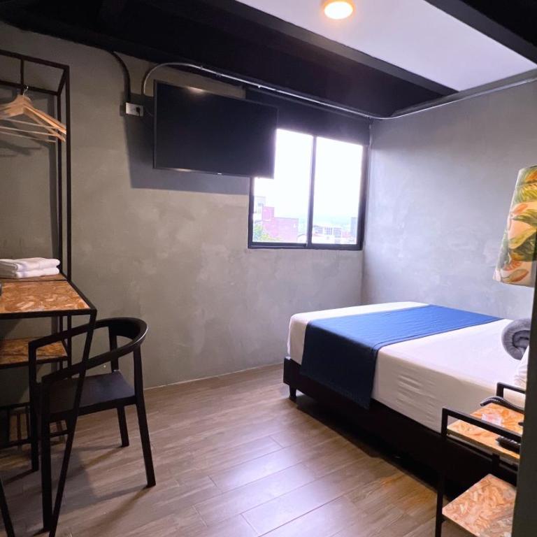 Stylish Stay near Lleras Park - Superior Double Room - 19