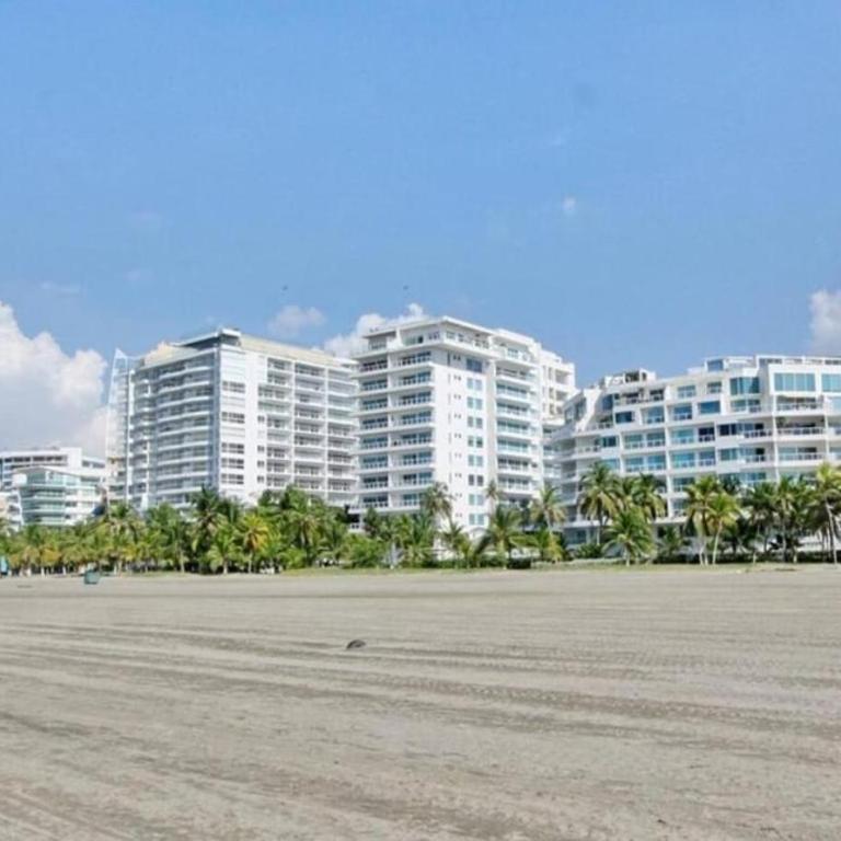 Exclusivo apartamento de lujo frente al mar en Los Morros, con acceso directo y privado a la mejor playa de Cartagena - Two-Bedroom Apartment with Balcony and Sea View - 59