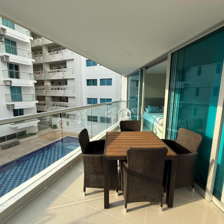 Exclusivo apartamento de lujo frente al mar en Los Morros, con acceso directo y privado a la mejor playa de Cartagena - Two-Bedroom Apartment with Balcony and Sea View - 36