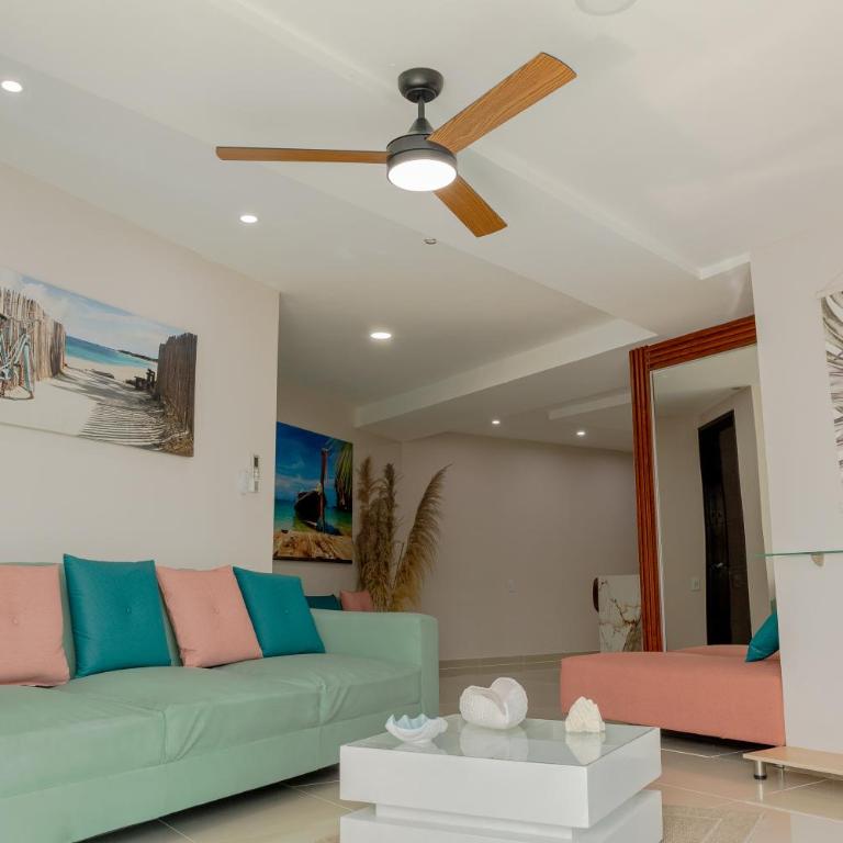 Exclusivo apartamento de lujo frente al mar en Los Morros, con acceso directo y privado a la mejor playa de Cartagena - Two-Bedroom Apartment with Balcony and Sea View - 18