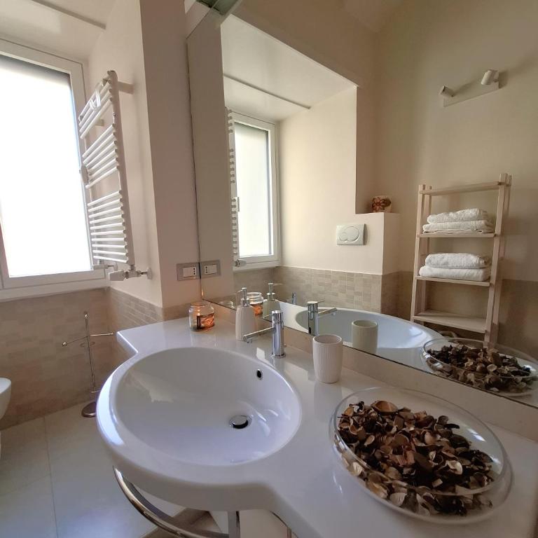 Sophìa, City Retreat near Vatican - Two-Bedroom Superior Apartment - 11