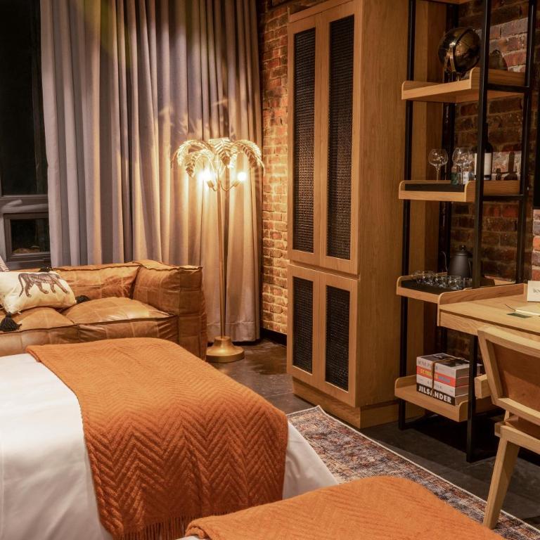 The Host Medellin - Superior Twin Room - 8
