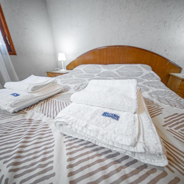 Cabañas Montecarlo 1 - Two-Bedroom House - 17