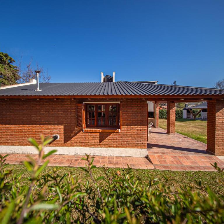 Cabañas Montecarlo 1 - Two-Bedroom House - 2