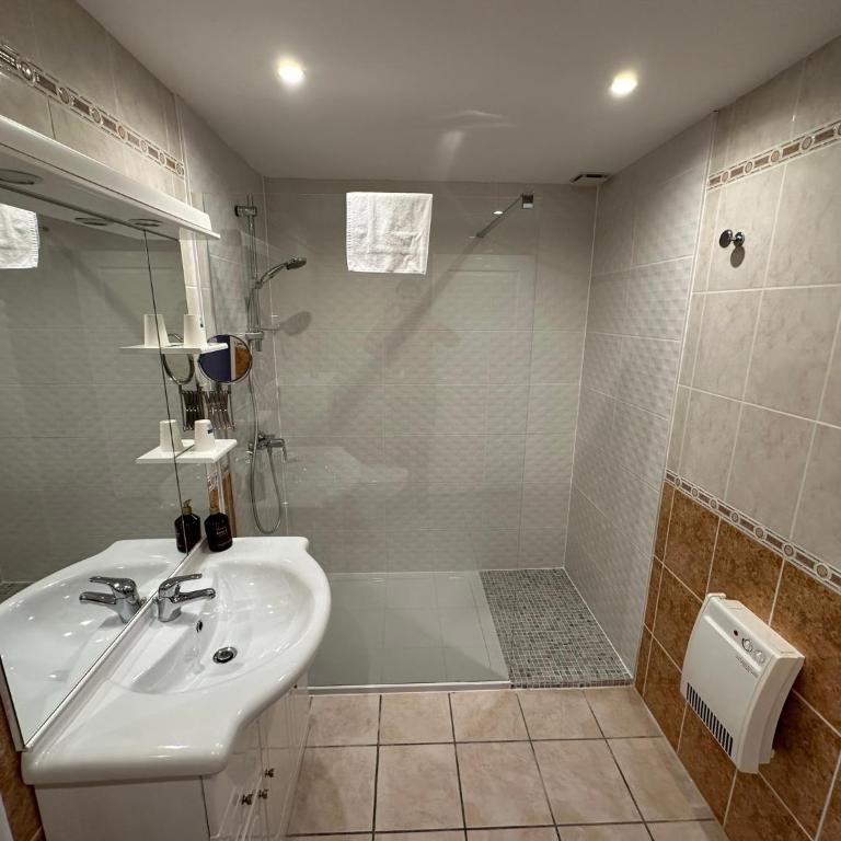 Hotel Chiffre - Appartement - Rez-de-Chaussée - 2