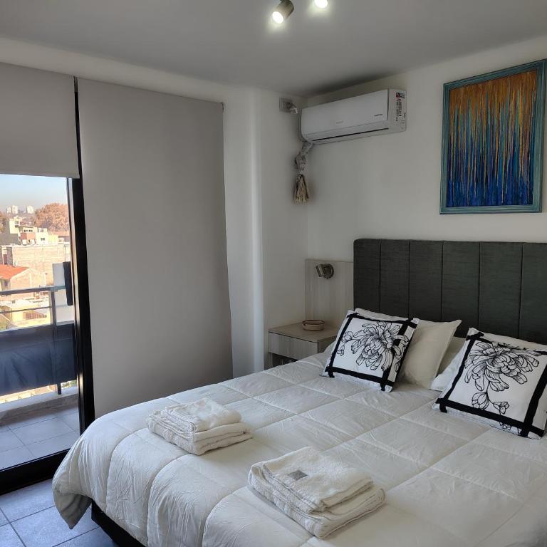 Departamento categoria godoy cruz - Apartamento de 2 dormitorios - 9