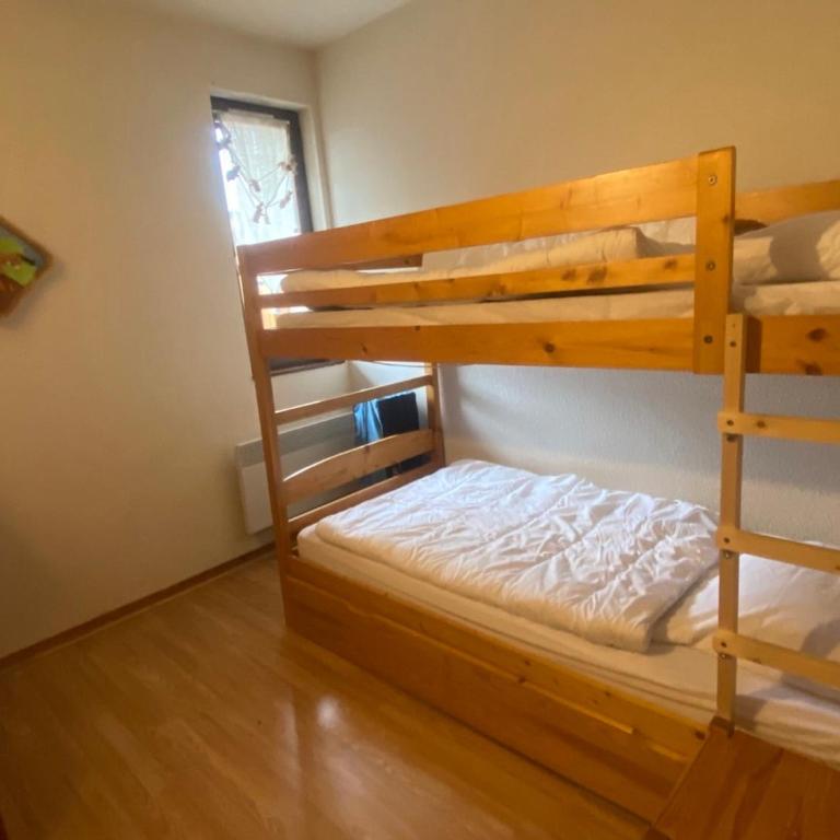 Appartement 3 pièces avec balcon à Villard-de-Lans - FR-1-515-232 - Apartment - 2