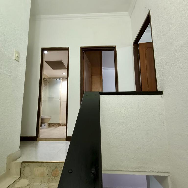 hogar Familar en Pereira, Cerca a Expofuturo, Estadio, Villa Olímpica - Three-Bedroom House - 24