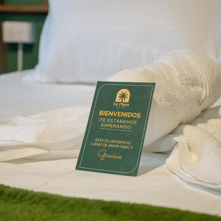 La Playa Hotel Boutique Medellín Centro Histórico - Deluxe King Room - 5