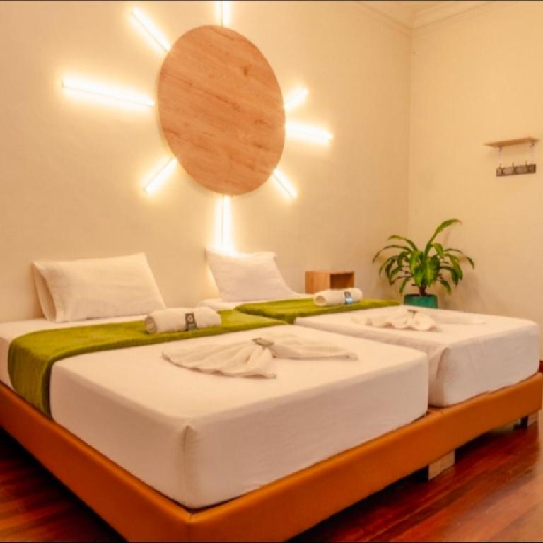 La Playa Hotel Boutique Medellín Centro Histórico - Deluxe King Room - 1