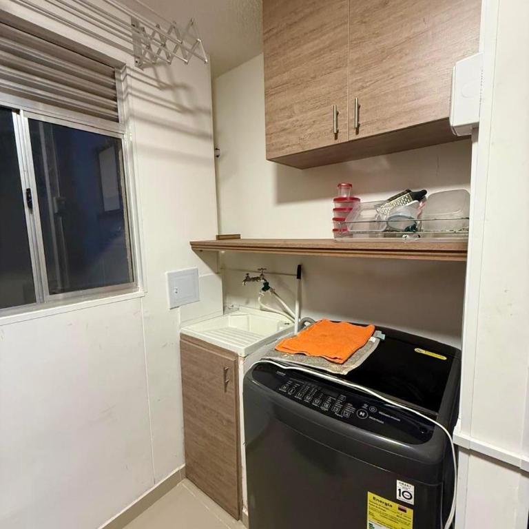 Apartamento súper dotado con aire acondicionado - Apartamento Superior con balcón - 5