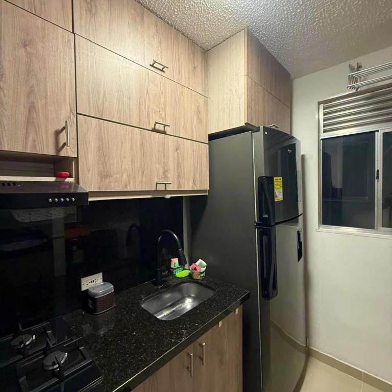 Apartamento súper dotado con aire acondicionado - Apartamento Superior con balcón - 7