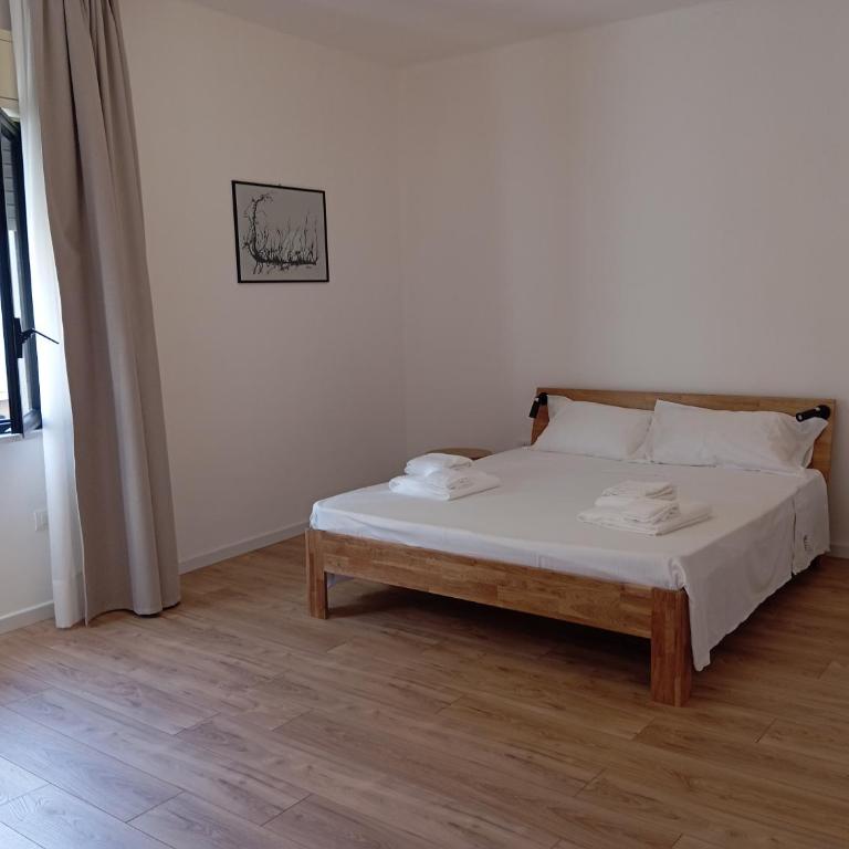 Nettuno Apartment - Two-Bedroom Apartment - 4