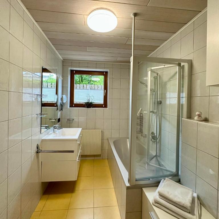 Appartement Seyrling Frajo - Apartment mit Bad - 67