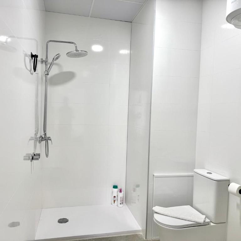 Deshoras Apartments - Apartment - Disability Access - 16