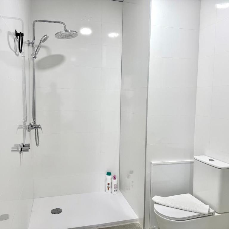 Deshoras Apartments - Apartment - Disability Access - 20