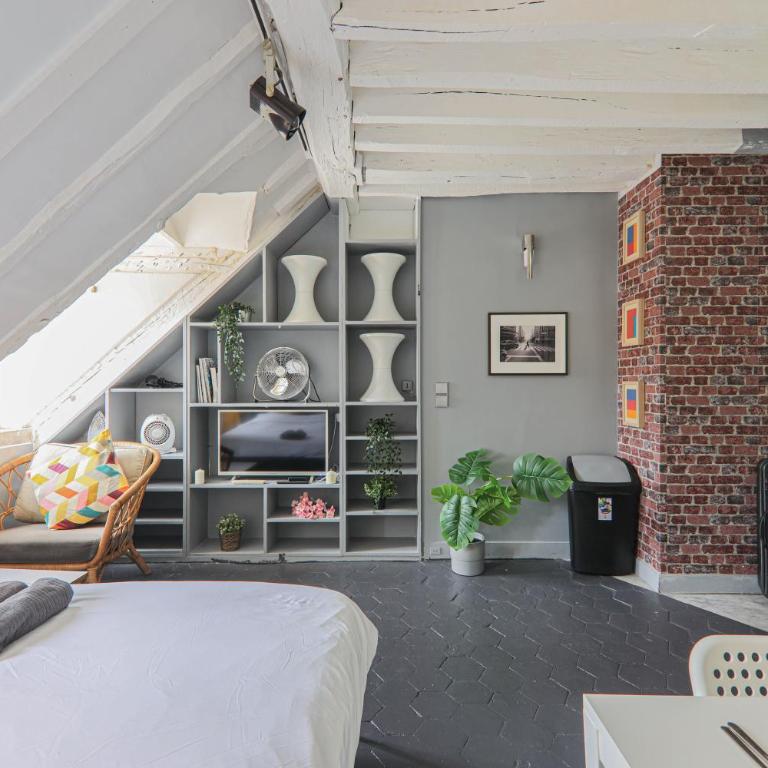 Studio Apartment-4P-City Centre Lescot With Netflix - Studio - 1