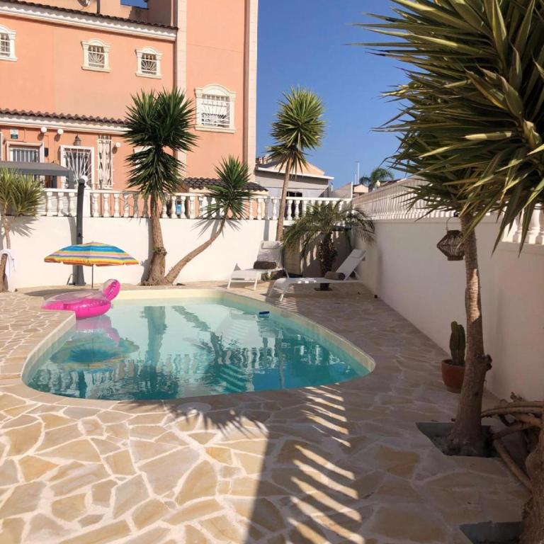 Dúplex con piscina privada y BBQ R27 by Novadesta - Three-Bedroom Villa - 17