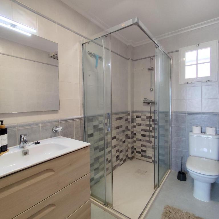 Dúplex con piscina privada y BBQ R27 by Novadesta - Three-Bedroom Villa - 14