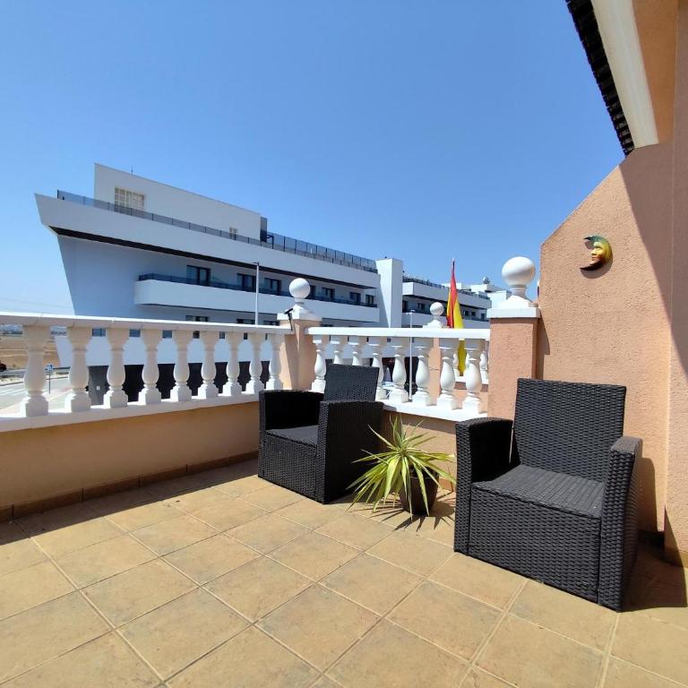 Dúplex con piscina privada y BBQ R27 by Novadesta - Three-Bedroom Villa - 16