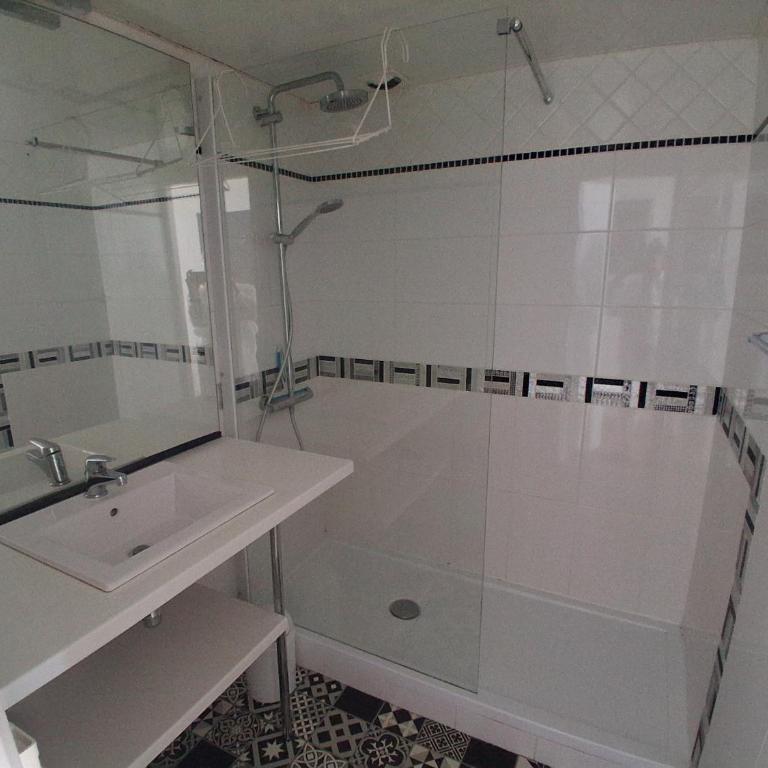 Studio moderne avec piscine, vue panoramique Biarritz - FR-1-239-1143 - Apartamento de 1 dormitorio - 6