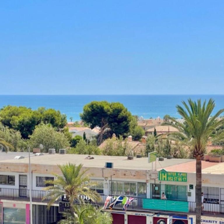 Prime Location! Flat with Sea View -Near Nightlife - Apartamento 1 dormitorio con vistas al mar y terraza - 1