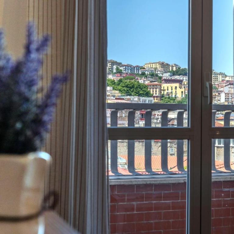 LE STANZE DI PARTENOPE - Deluxe Double Room with Balcony - 9