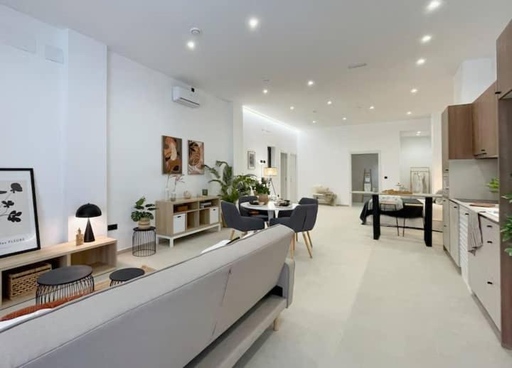 Sunny Stay Valencia 4 pax wifi - Two-Bedroom Apartment - 20