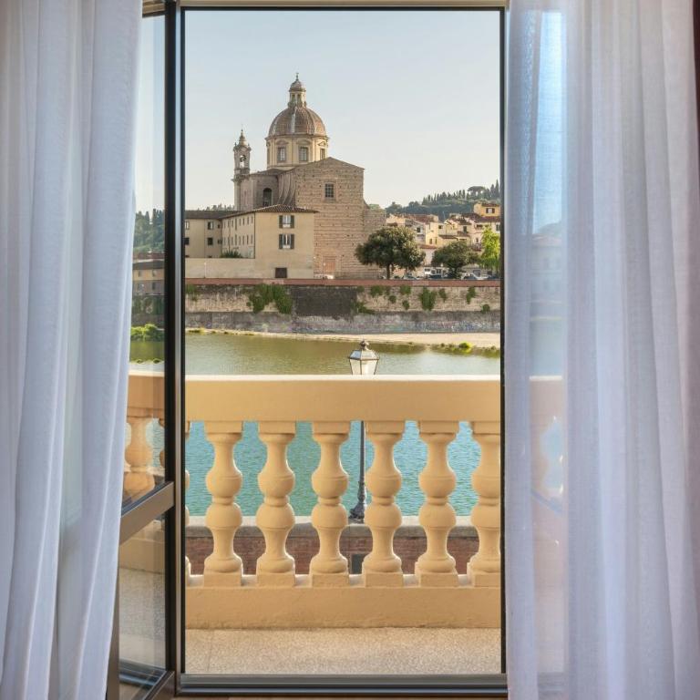 The Excelsior, a Luxury Collection Hotel, Florence - Suite King Grand Deluxe con Vista Fiume - 3