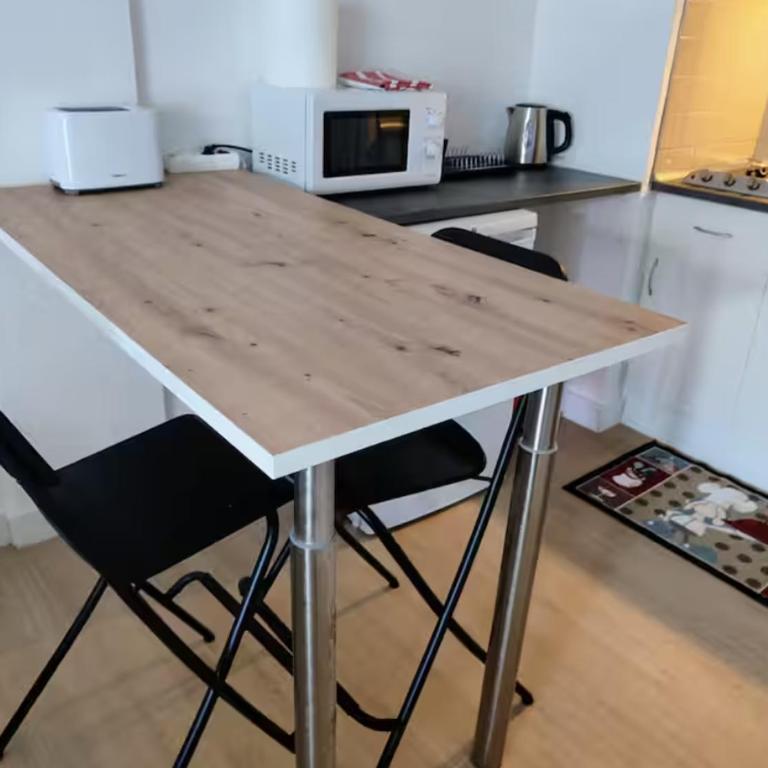 Central Studio with Rooftop Pool - Apartamento de 1 dormitorio - 21
