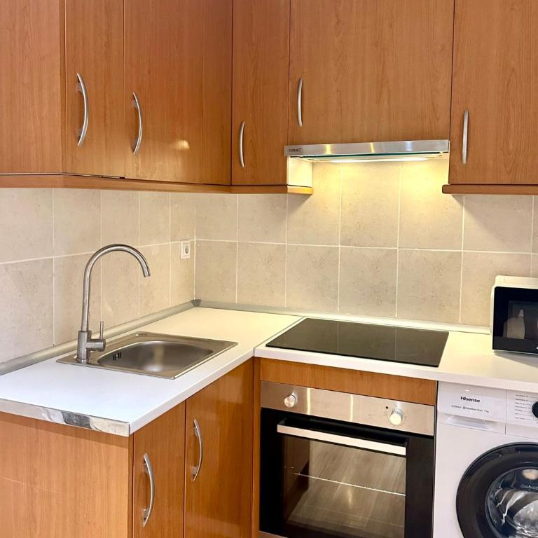 Apartamentos Noviembre - Deluxe Double Studio - 4