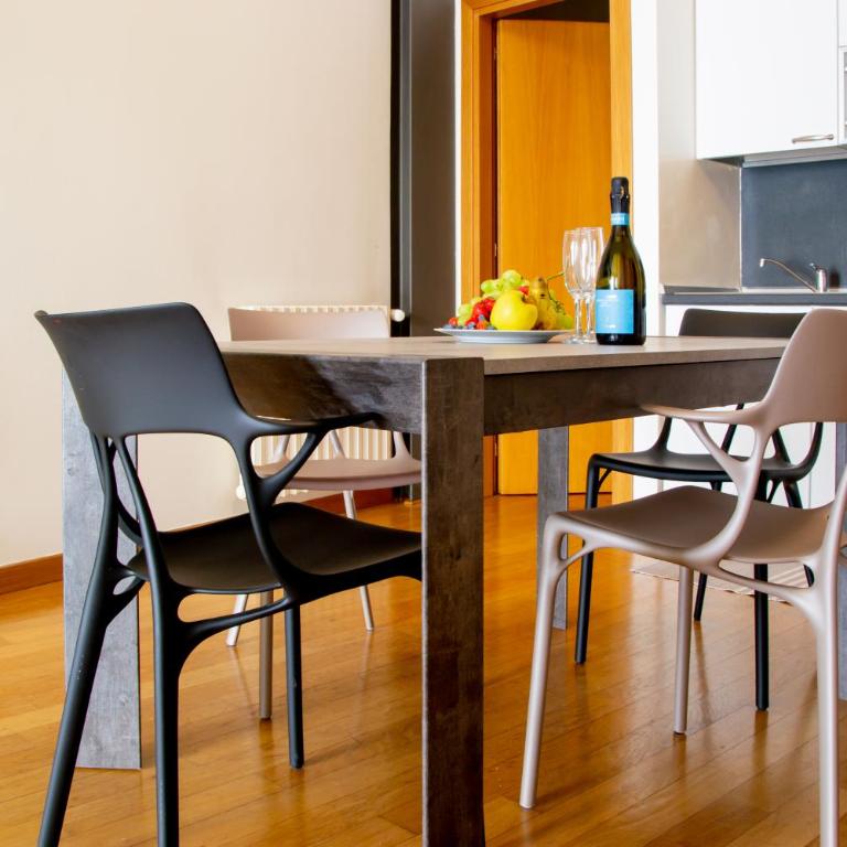 Welc-ōM Marsala Apartment - Two-Bedroom Apartment - 10