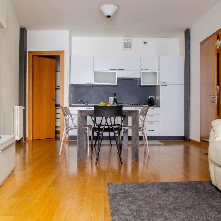 Welc-ōM Marsala Apartment - Two-Bedroom Apartment - 23