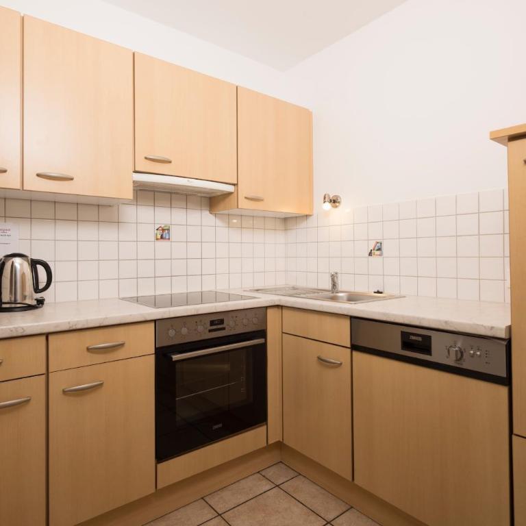 Appartements Huber - Apartment mit 1 Schlafzimmer und Balkon - 1
