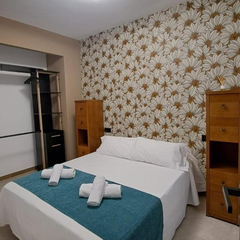 Chloe37 - Two-Bedroom Apartment - 6