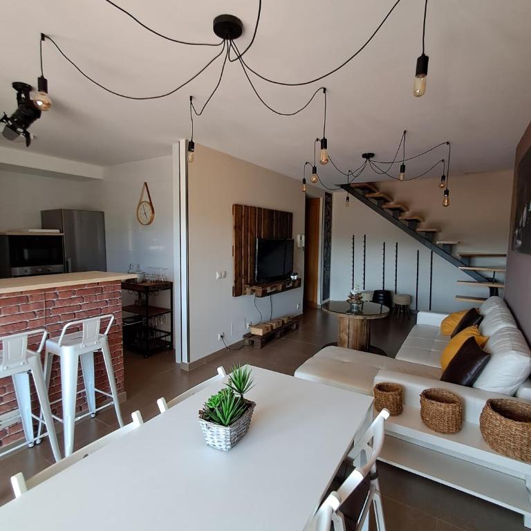 Dúplex con encanto en Ribadumia, incluye garaje - Two-Bedroom Apartment - 11