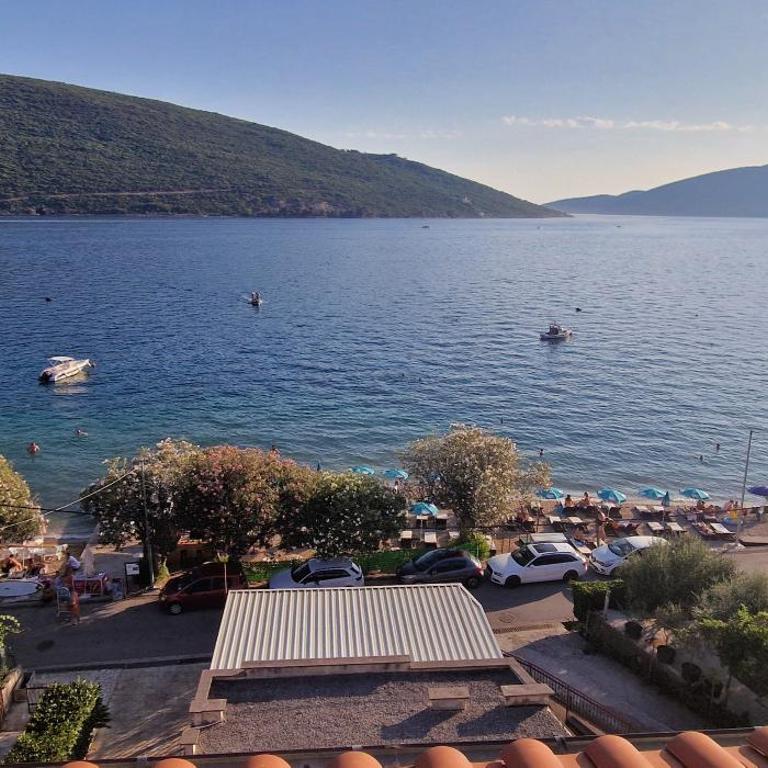 Sea Side - Two-Bedroom Apartment - 8