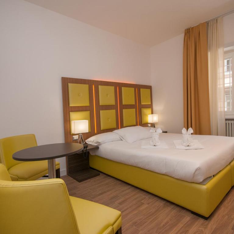 Vatican Relais Rome - Camera Matrimoniale con Letto Supplementare - 1