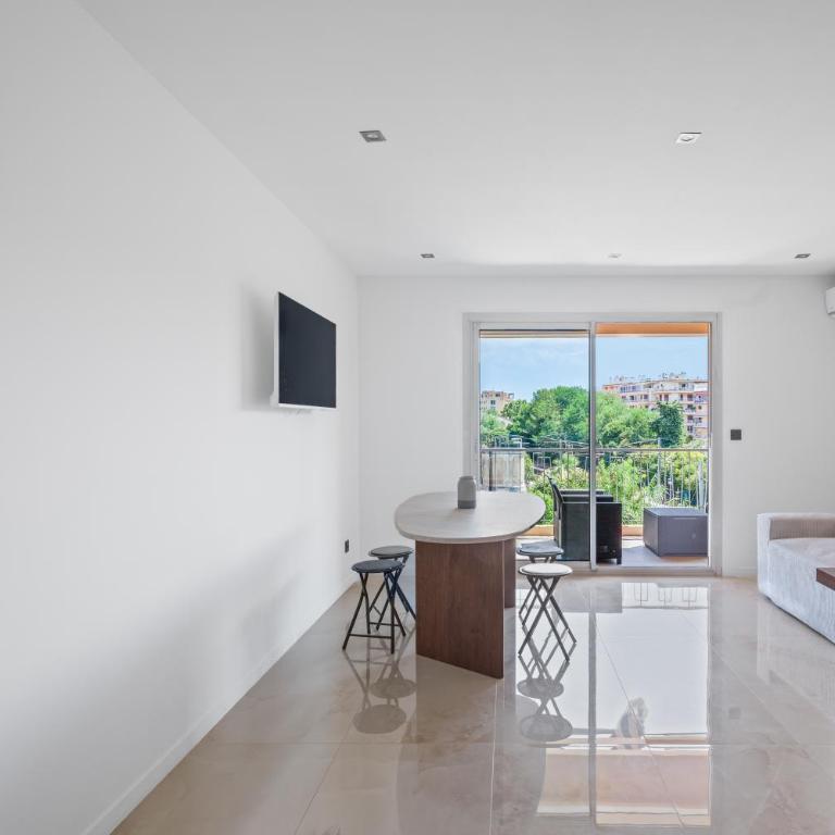 Les étoiles centre Juan Les Pins 6 couchages - Apartment mit 2 Schlafzimmern - 1