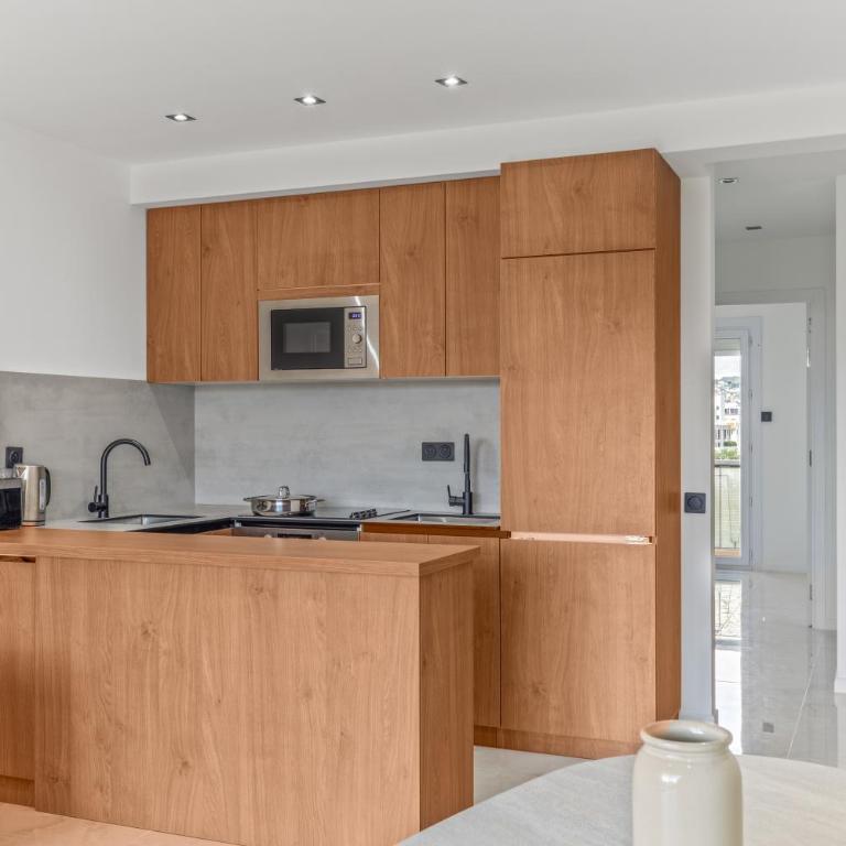 Les étoiles centre Juan Les Pins 6 couchages - Apartment mit 2 Schlafzimmern - 6
