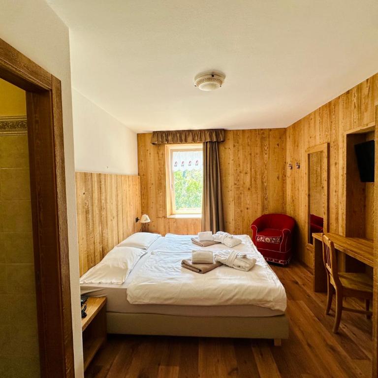 Alpen Family Hotel Someda - Camera Matrimoniale - 2