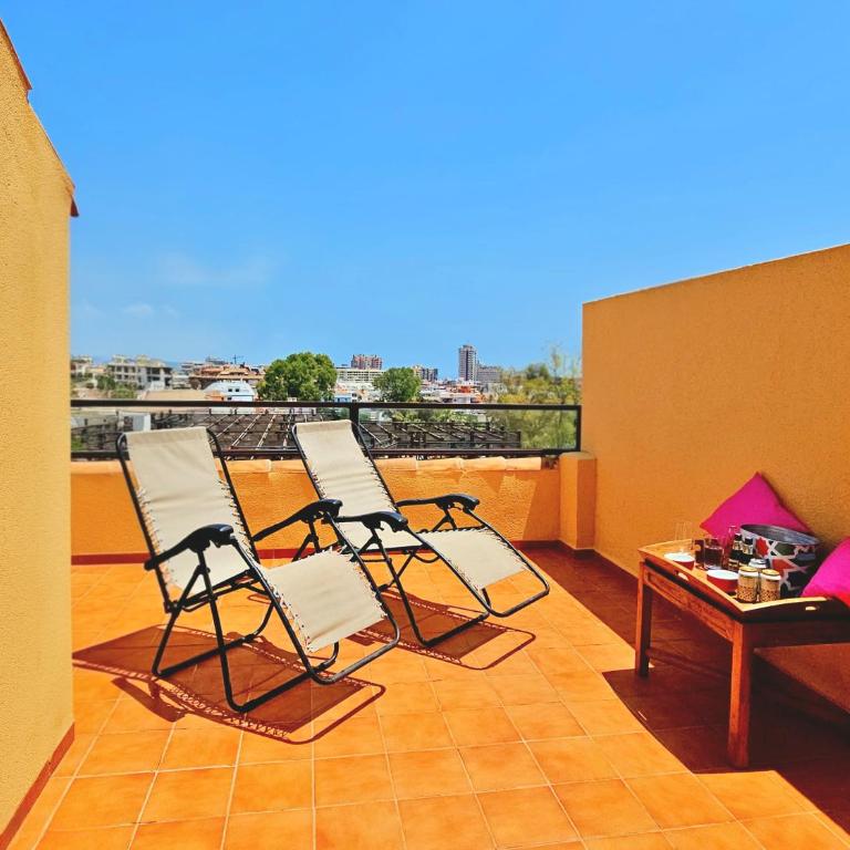 Bioparc ático muy amplio y soleado, cerca de la playa y centro, con parking y AC - Apartamento de 3 dormitorios - 6