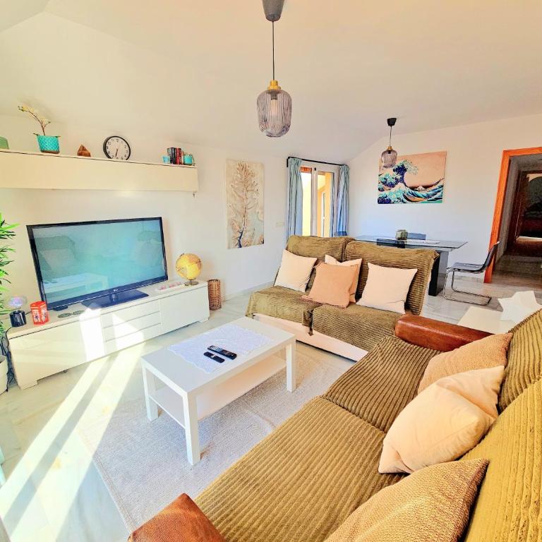 Bioparc ático muy amplio y soleado, cerca de la playa y centro, con parking y AC - Apartamento de 3 dormitorios - 9
