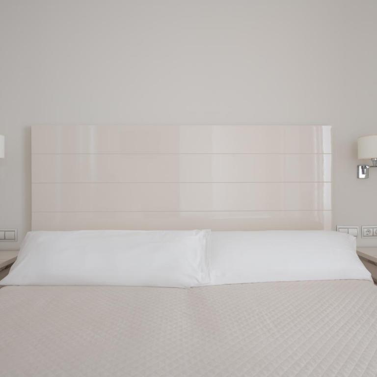 Hotel Atlántico - Habitación Familiar (2 adultos y 2 niños) - 4