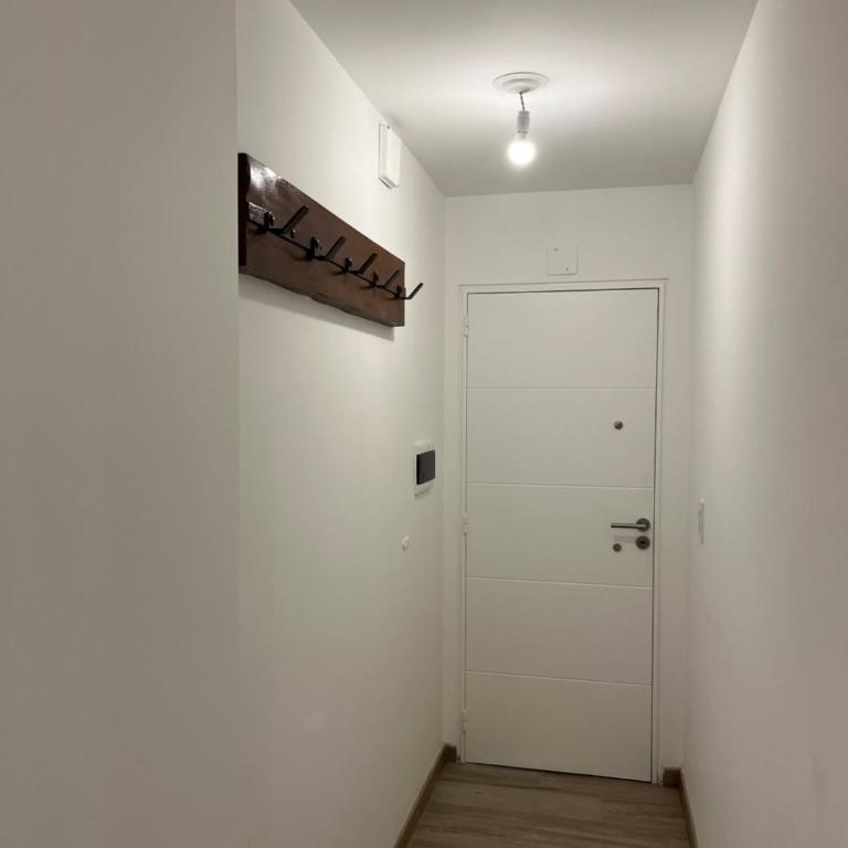 DEPARTAMENTO TEMPORARIO UNICO CON SEGURIDAD 24 HS EN LA MEJOR ZONA NvA CORDOBA - Apartamento - 6