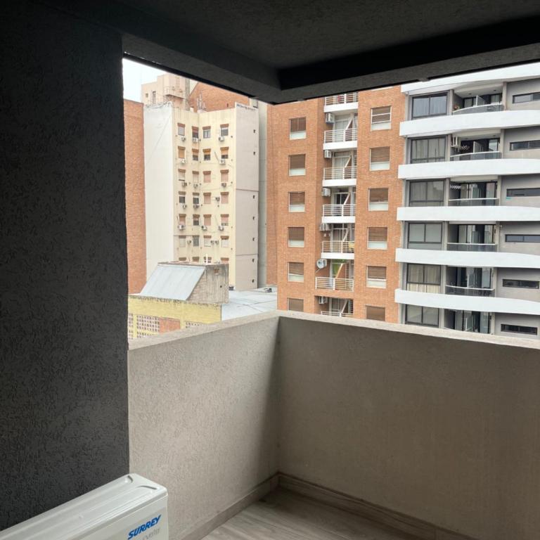 DEPARTAMENTO TEMPORARIO UNICO CON SEGURIDAD 24 HS EN LA MEJOR ZONA NvA CORDOBA - Apartamento - 5
