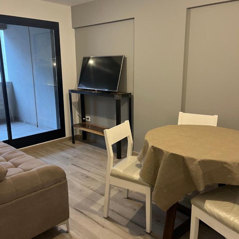 DEPARTAMENTO TEMPORARIO UNICO CON SEGURIDAD 24 HS EN LA MEJOR ZONA NvA CORDOBA - Apartamento - 4