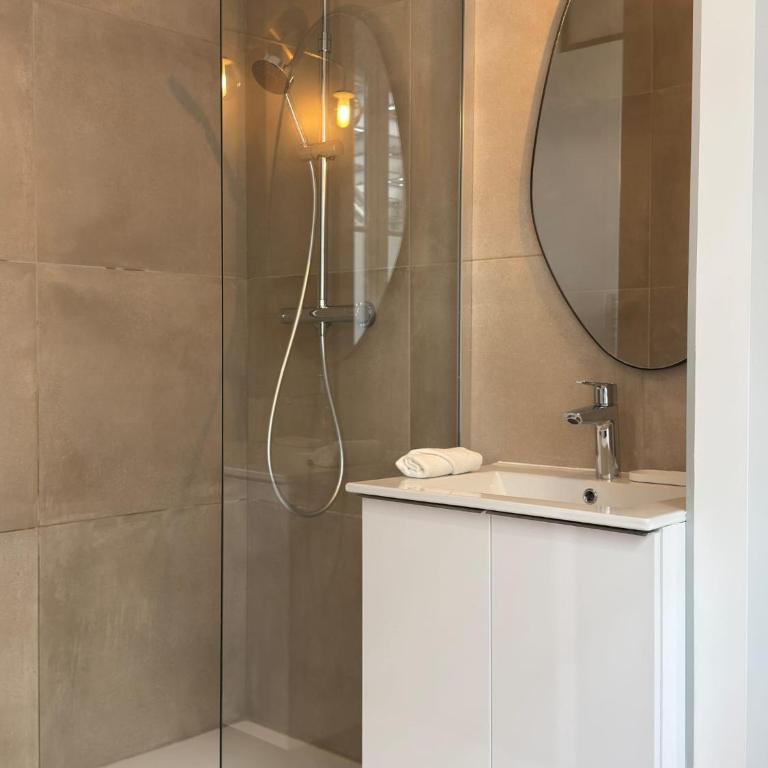Studio Mezzanine Cozy - 2 pers - Gare & Centre - Appartement 1 Chambre - 2