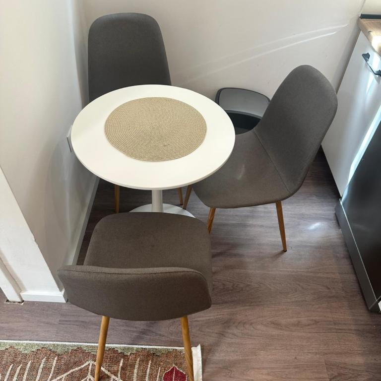Air Urban Ilidza Sarajevo Free Parking and Near Airport - Apartman sa 2 Spavaće Sobe - 24