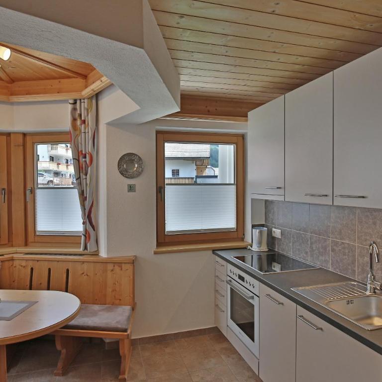 Haus Hildegard - Apartment mit Blick auf die Berge - 6
